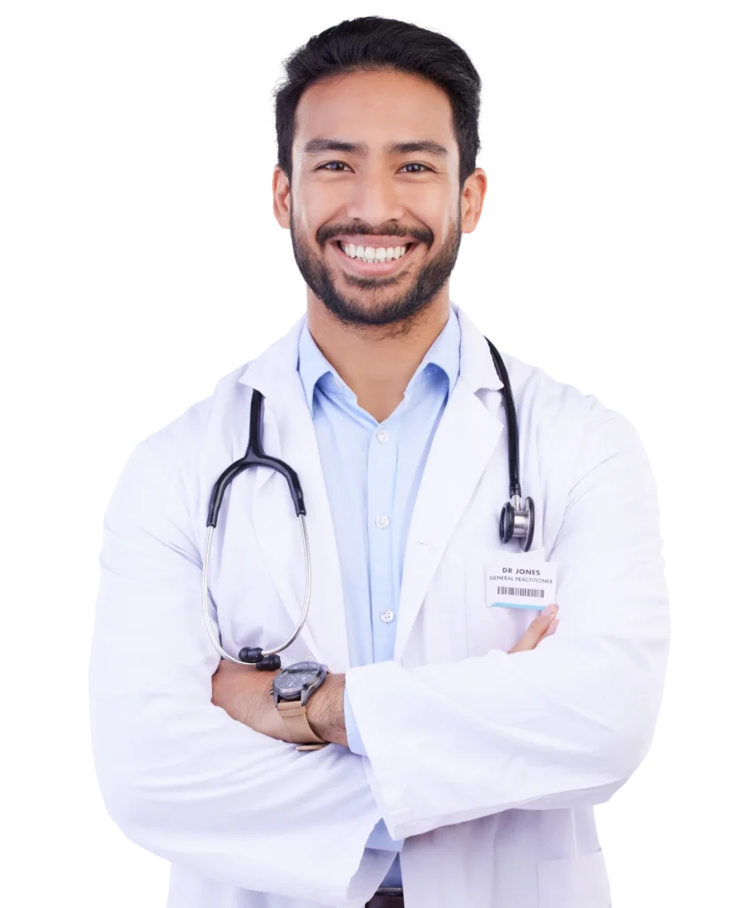 Médico sonriente trabajando con RASI Medical